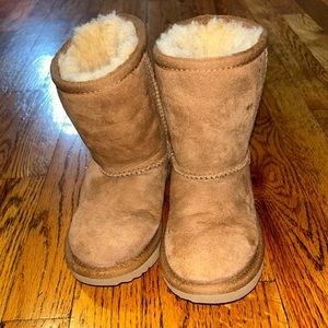 Brown Uggs kids size 10